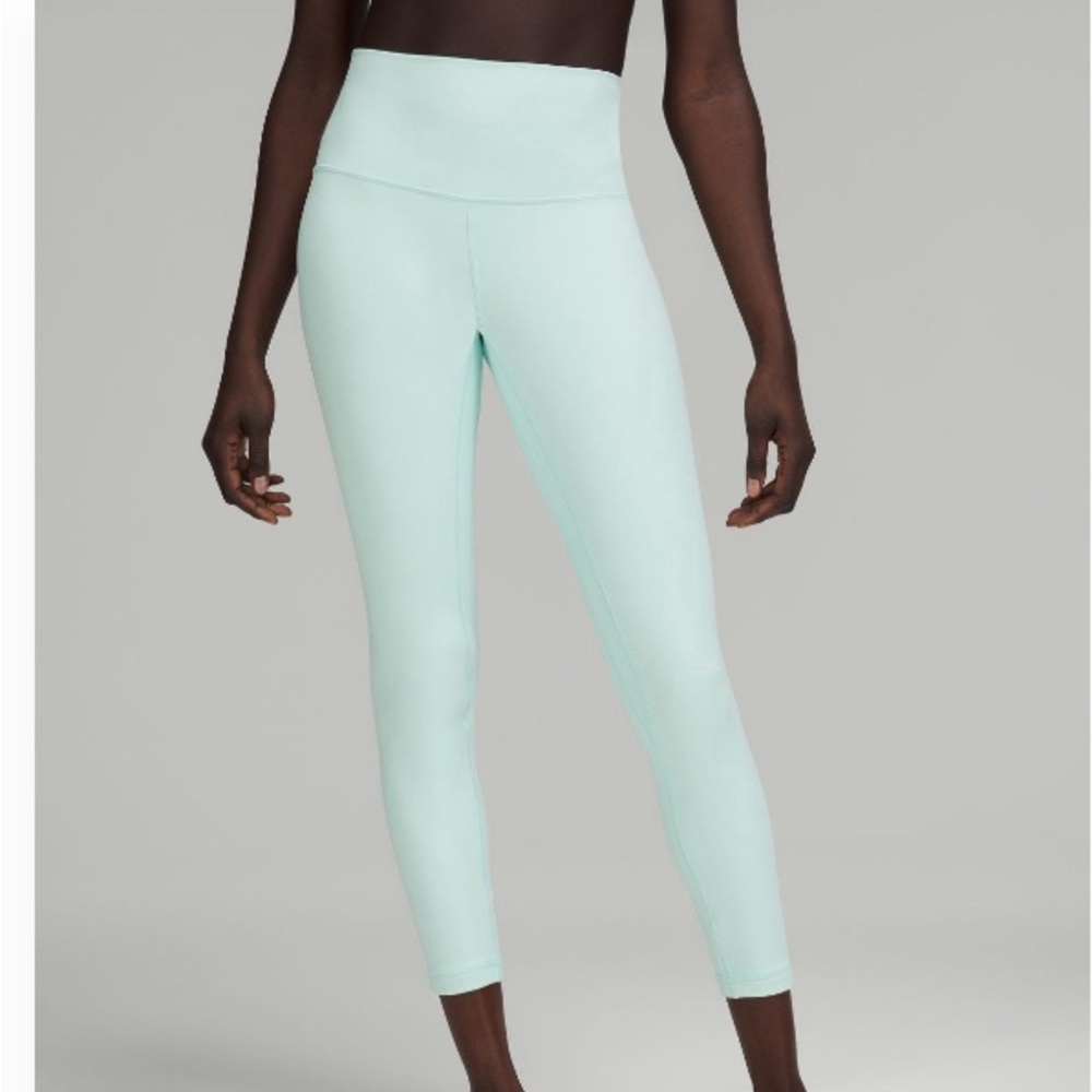 Lululemon Align 25” Size 4 mint green
